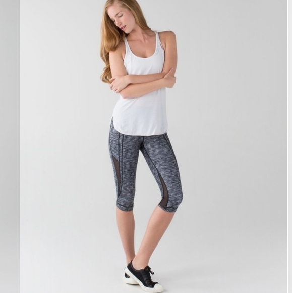 Lululemon Drop It Like It's Hot Crop Mesh Heathered Capri Leggings - Picture 1 of 7